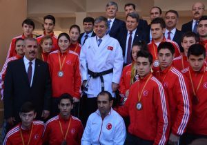 Gümüşhane Cumhurbaşkan’ı Gül’ü ağırladı