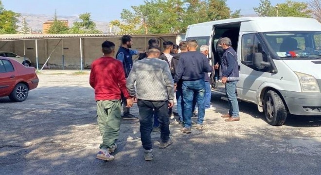 8 kaçak göçmen ve 1 organizatör yakalandı
