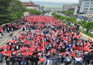 ‘Teröre lanet, kardeşliğe davet’