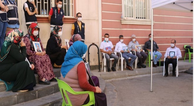 Ailelerin evlat nöbeti 394’üncü gününde