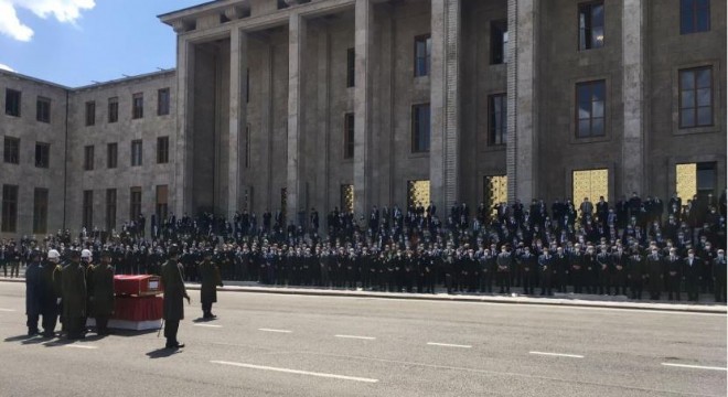 Akbulut için Mecliste tören düzenlendi