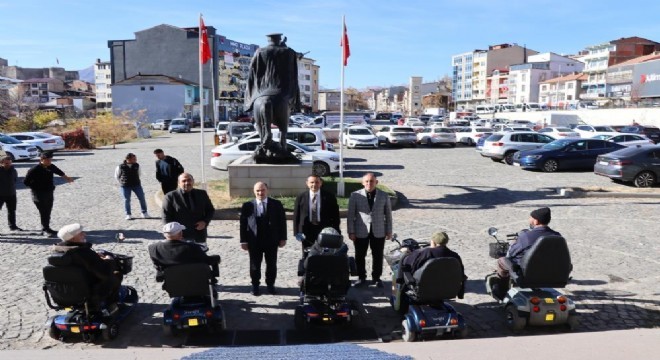 Akülü Araba Yardım Projesi sevindirdi
