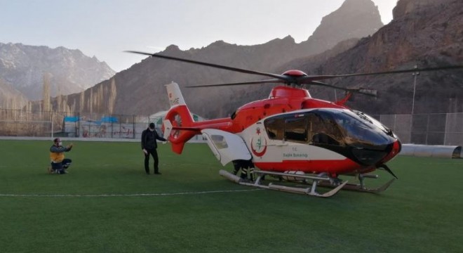 Ambulans helikopter imdada yetişti