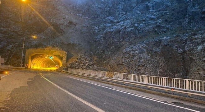 Artvin-Erzurum karayolu ulaşıma açıldı