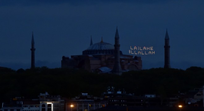 Ayasofya da 88 yıl aradan sonra ilk teravih namazı kılınacak