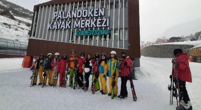 ERULDER Misafir öğrencileri Palandöken de ağırladı