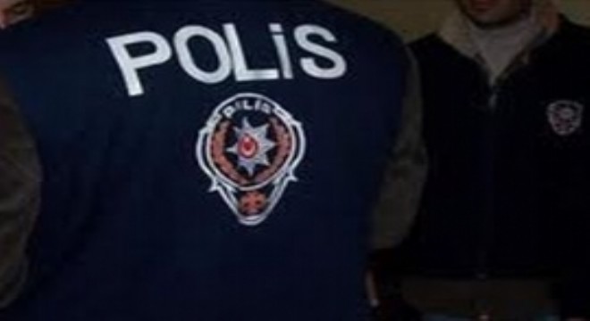 FETÖ’den 7 tutuklama, 17 adli kontrol