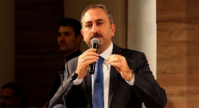 Gül: ‘FETÖ’cü hainleri lanetliyorum’