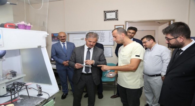 Meral Ağız ve Diş Sağlığı Merkezinde incelemelerde bulundu