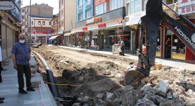 Oltu Ziyabey Caddesi yenileniyor