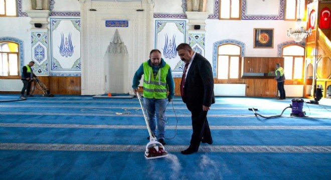 Palandöken’de camiler Ramazan’a hazır