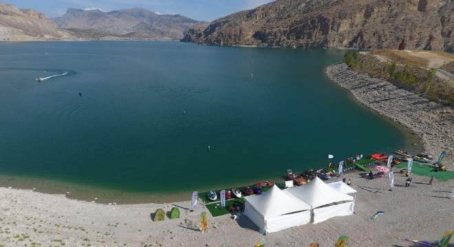 Palandöken’den Uzundere’ye doğayla iç içe festival