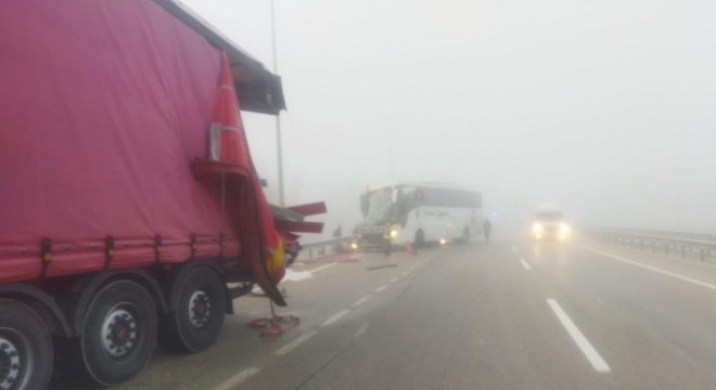 Sis kazalara yol açtı