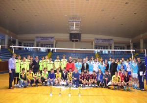 Filede şampiyon’un adı : Erzurum Lisesi