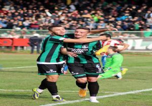 Sakaryaspor zirveye tırmandı