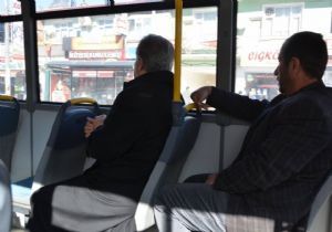 Otobüsteki gizli yolcu Vali çıktı