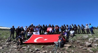 Allahuekber Dağı eteklerinde milli coşku