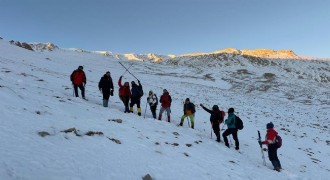 Dağcılardan 'Öğretmenler Günü'ne özel tırmanış