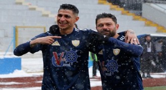 Erzurumspor zirveye, Eren gol krallığına yürüyor