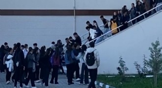 Iğdır’da eli sopalı şahıslar okul bastı