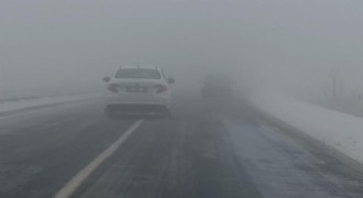 Kars’ta yoğun sis: Uçak seferleri iptal edildi