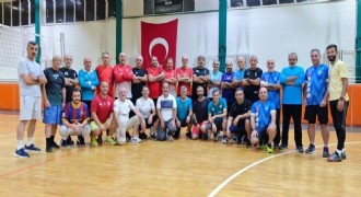 Palandöken masterlar ekibi maratonlara hazır