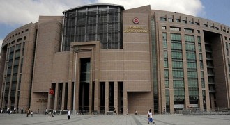 Sınav kağıdındaki yazılar hakeme ait çıkmadı