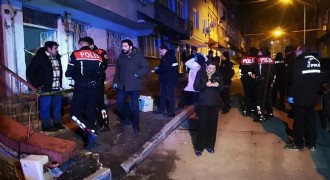 Tartıştığı kişiyi baltayla yaraladı