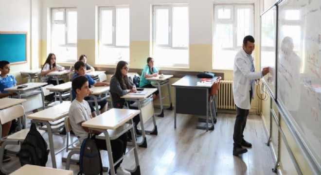 Özer’den ücretsiz kurs müjdesi