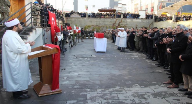 Şehit Korkmaz tekbirlerle uğurlandı