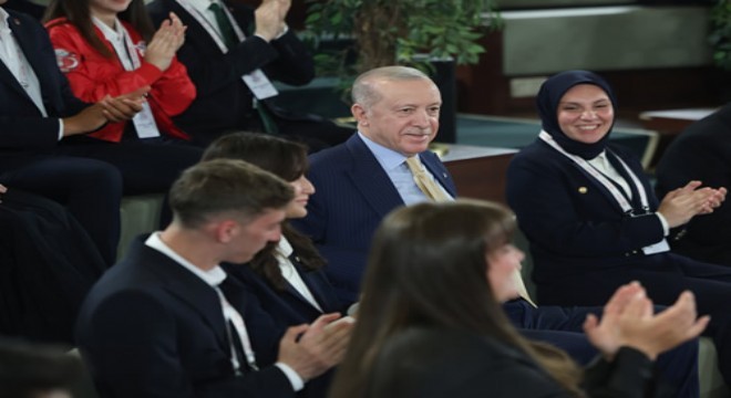 ‘Bu gençlik Türkiye nin yarınlarını inşa edecek’