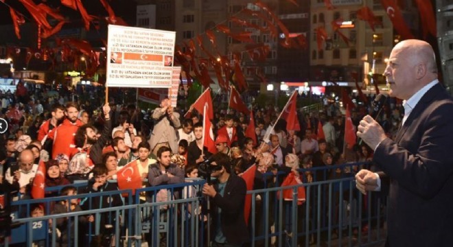 ‘Şehit ve gazilerimiz övünç vesilemizdir’